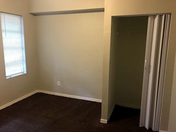 Building Photo - 206 E Cluster Ave,Tampa, FL 33604