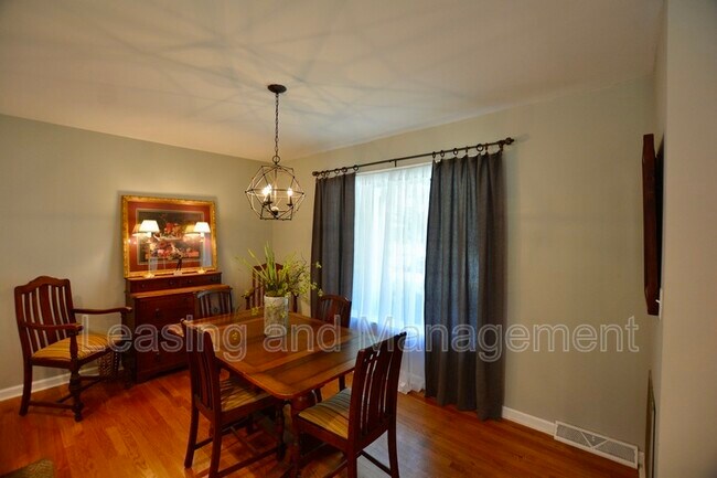 Building Photo - 2920 Limestone Blvd