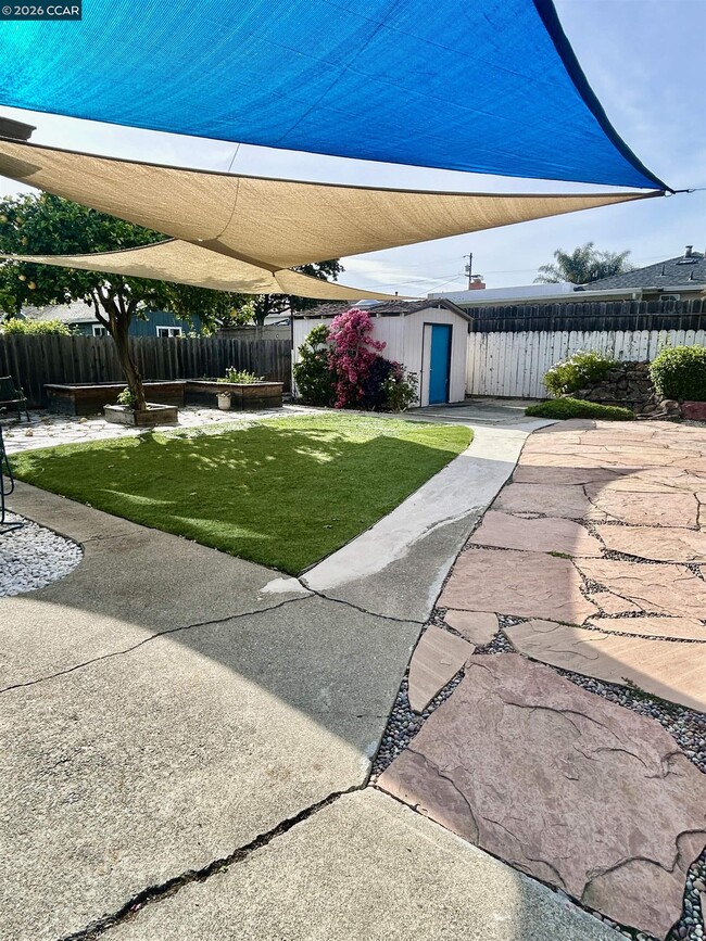 Building Photo - 356 Frederic Ave