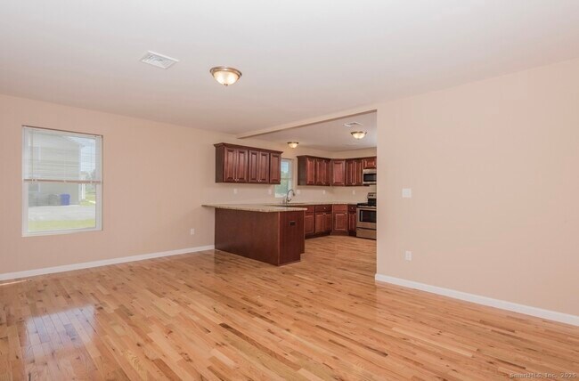 Building Photo - 13 Nature Ave