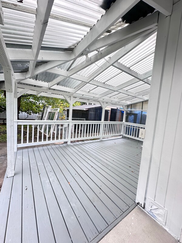 Building Photo - 3100 SE 122nd Ave