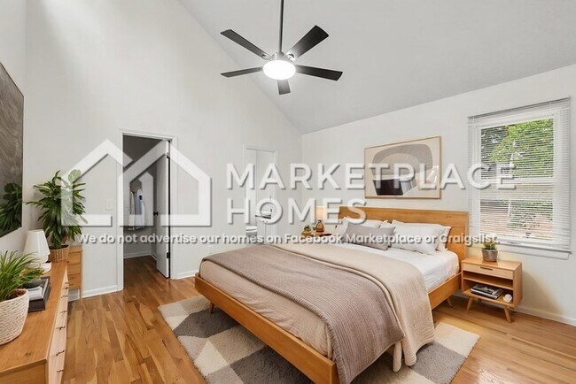 Building Photo - 3252 Greenhill Ct