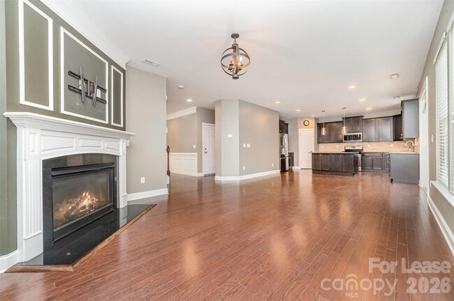 Building Photo - 3004 Fallondale Rd