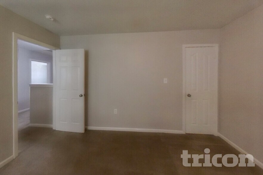 Building Photo - 5813 Emma Lynn Ct