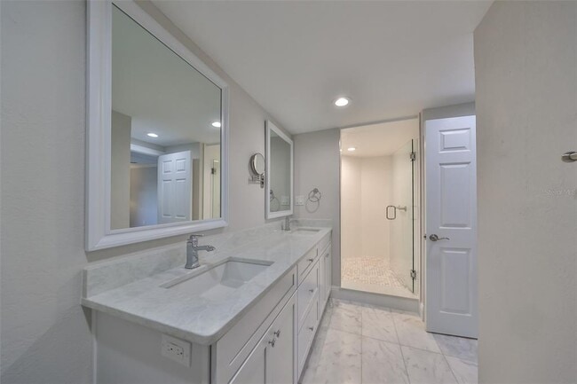 Building Photo - 4141 Bayshore Blvd