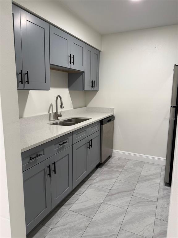 Building Photo - 9201 Tudor Dr