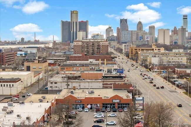 Building Photo - 250 E Harbortown Dr