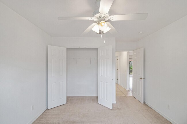 Building Photo - 6530 Longview St