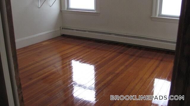 Building Photo - 785 Washington St