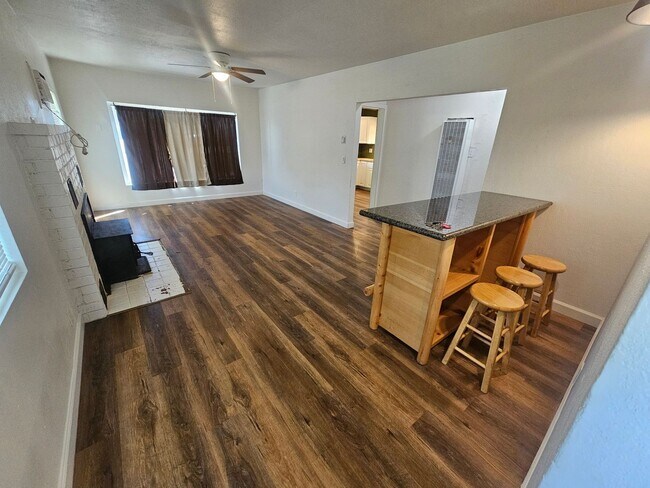 Building Photo - Home for Rent in Corning! 2 Bedroom 1 Bathroom PLUS Bonus Room