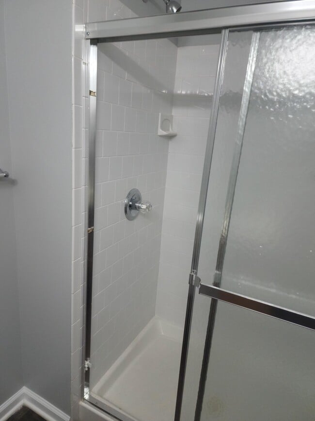 Building Photo - 9387 Horse Castle Ct