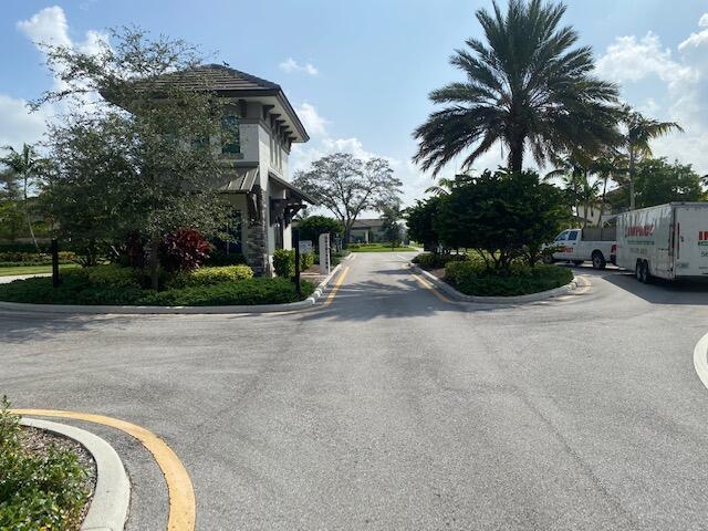 Building Photo - 4582 San Fratello Cir