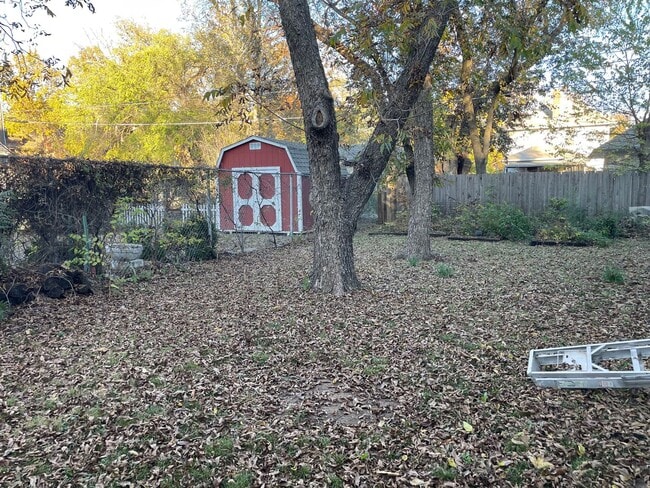 Building Photo - Remodeled 3 Bed 2 Bath Home in Riverside