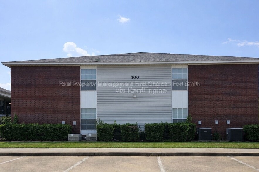 Interior Photo - Cedar Creek Village Apartments and Townhomes