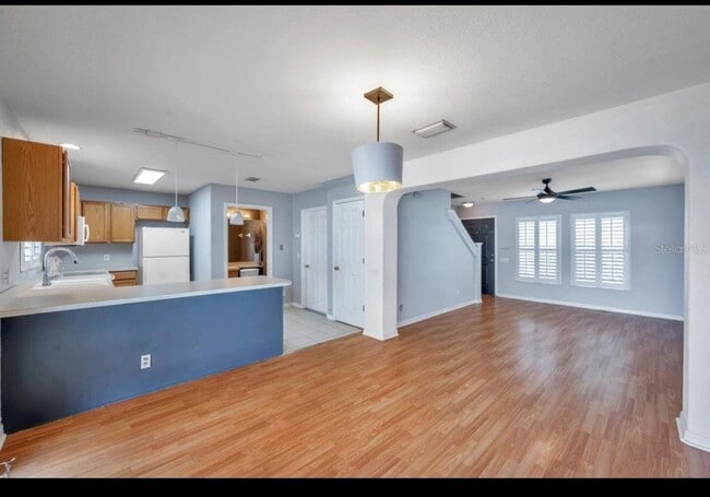 Building Photo - 13059 Thoroughbred Loop