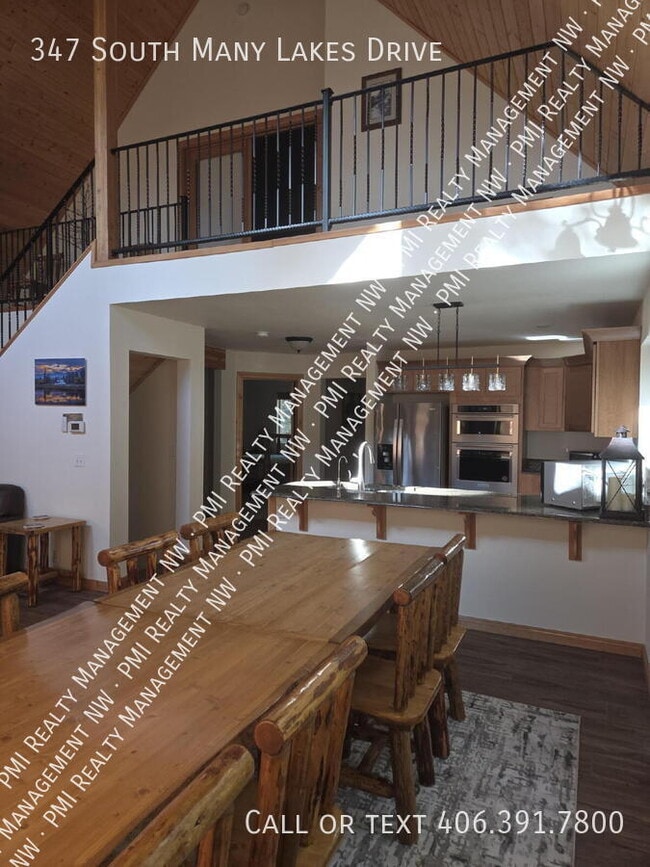 Building Photo - 347 S Many Lakes Dr