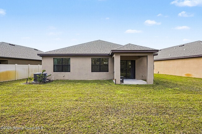 Building Photo - 543 Old Country SE Rd