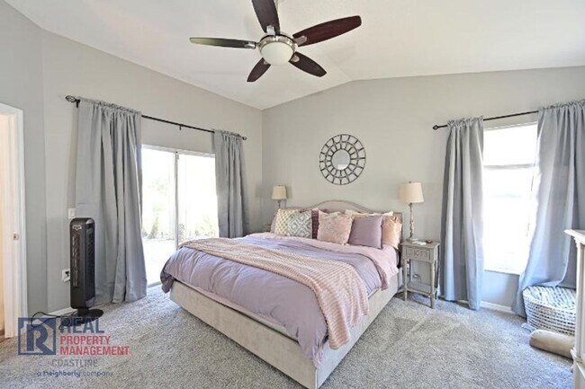 Building Photo - Impeccably Maintained Home in Summerfield Village - Lakewood Ranch!