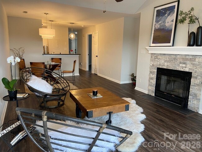 Building Photo - 18711 Vineyard Point Ln