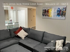 Building Photo - Remodeled  Fully Furnished 2 bedroom Apt i...