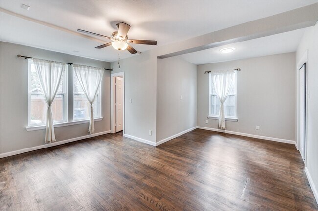 Building Photo - 1218 Ranier St