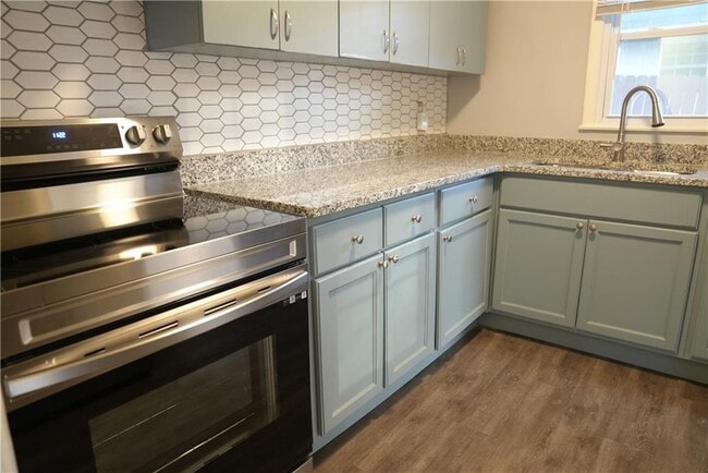 Building Photo - 1336 Willow Trail SW