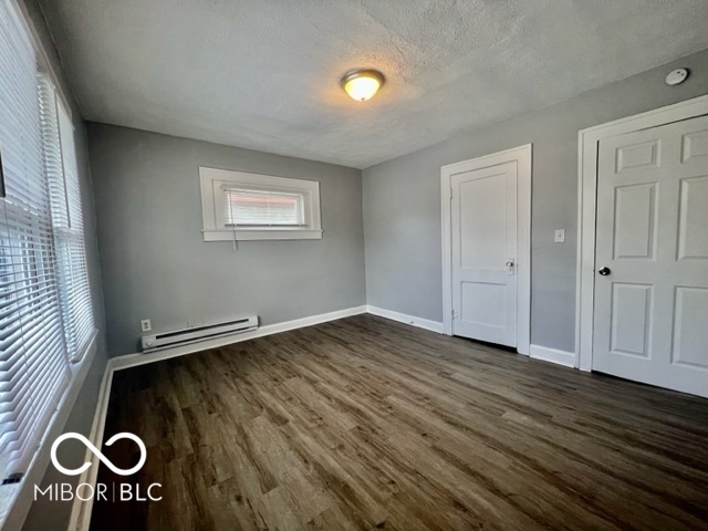 Building Photo - 557 N Dearborn St