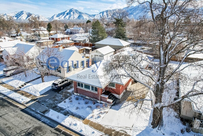 Building Photo - Murray House for Rent