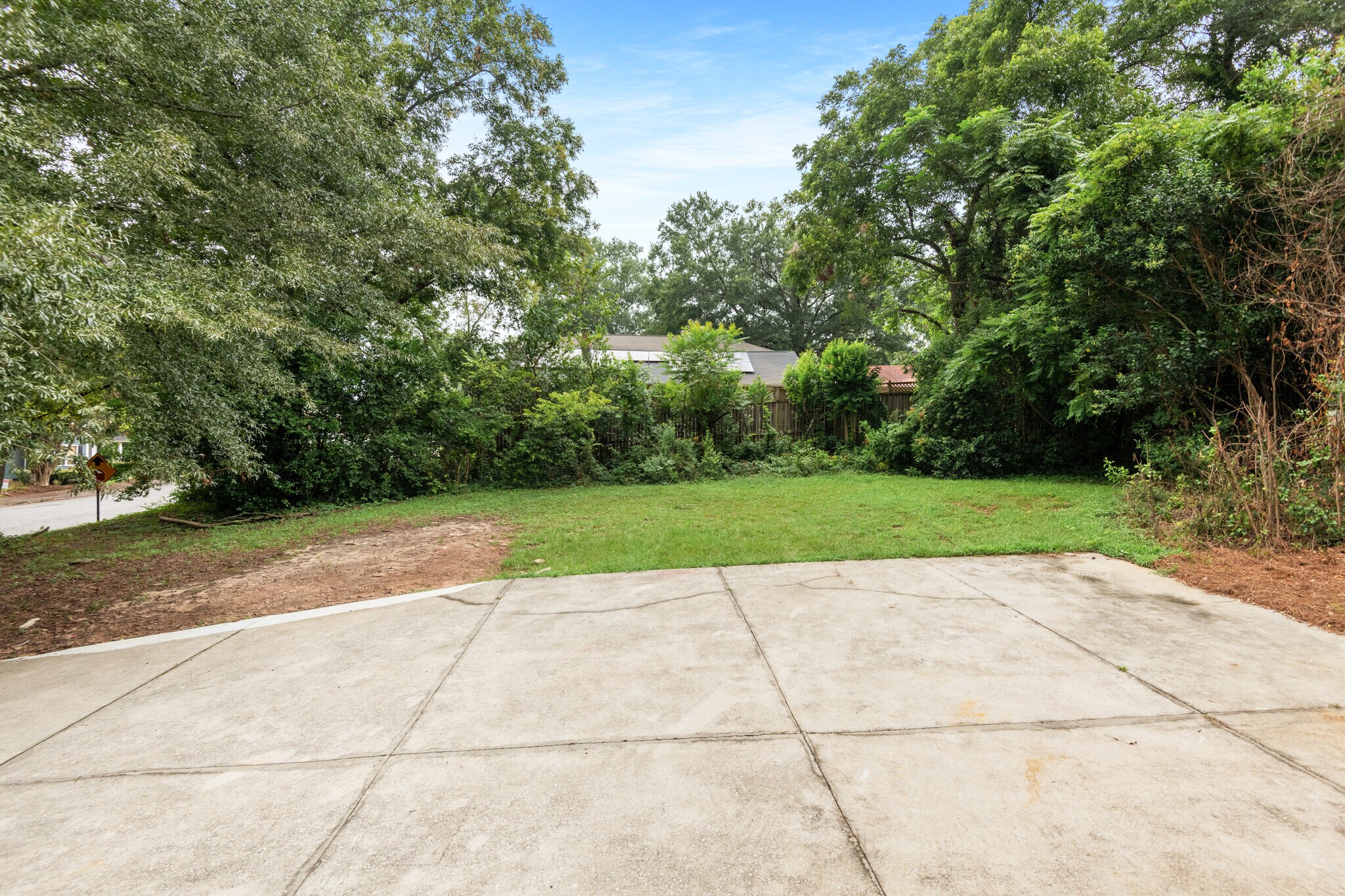 Building Photo - 907 Beaufort St