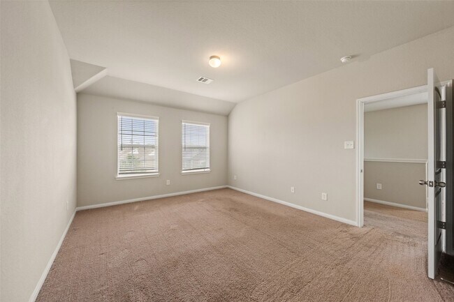 Building Photo - 3580 Cannon Dr