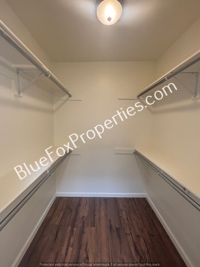 Building Photo - 2898 E Weymouth Cir