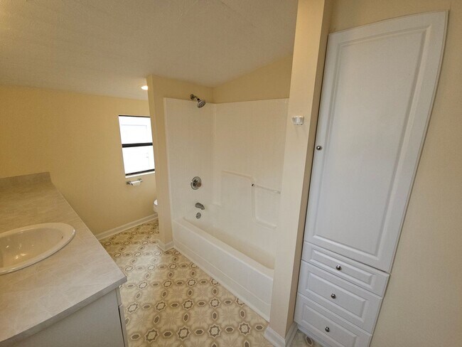 Building Photo - Renovated Mableton 3 Bedroom 2 Bath Home for Rent now