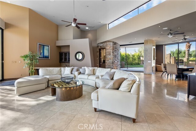 Building Photo - 68 Royal St Georges Way