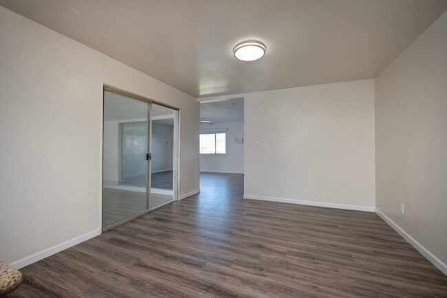 Building Photo - 2168 Ferran Ave