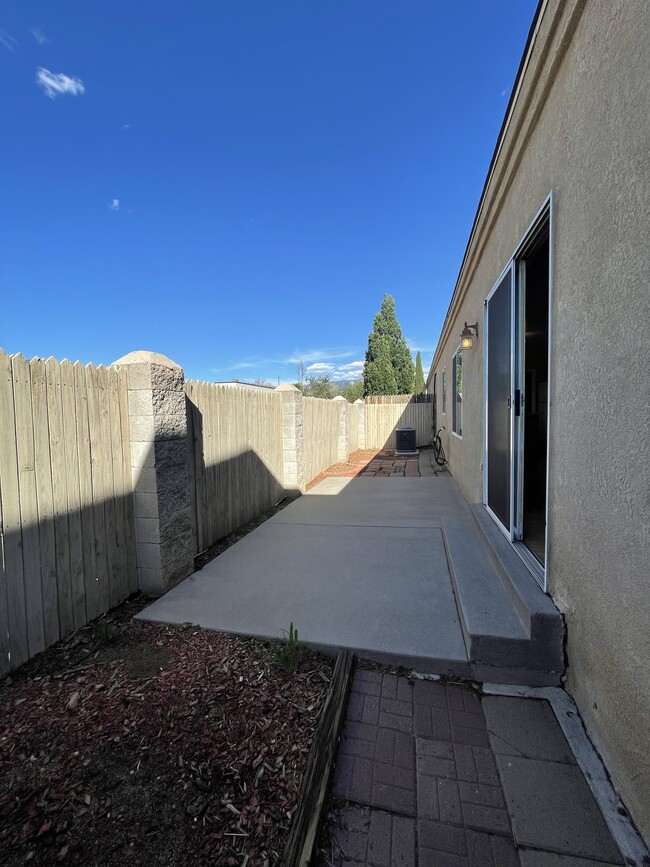 Building Photo - 7243 Natalie Janae Ln NE