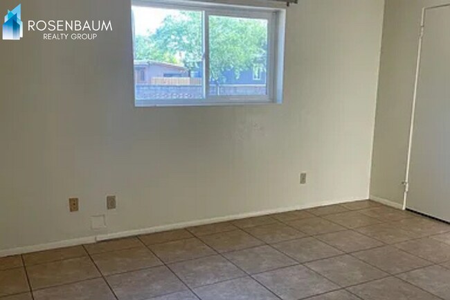 Building Photo - 3611 E Glenn St