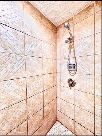 Building Photo - 9110 Gustine Ln