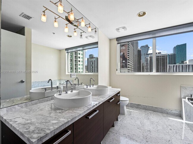 Building Photo - 244 Biscayne Blvd