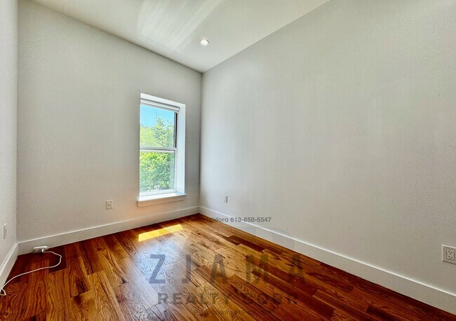 Building Photo - 595 Eastern Pkwy