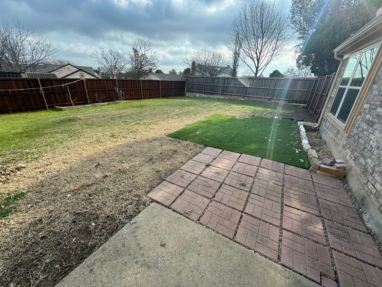 Fenced backyard - 3905 Picato Dr