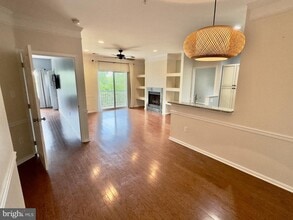 Building Photo - 6553 Grange Ln
