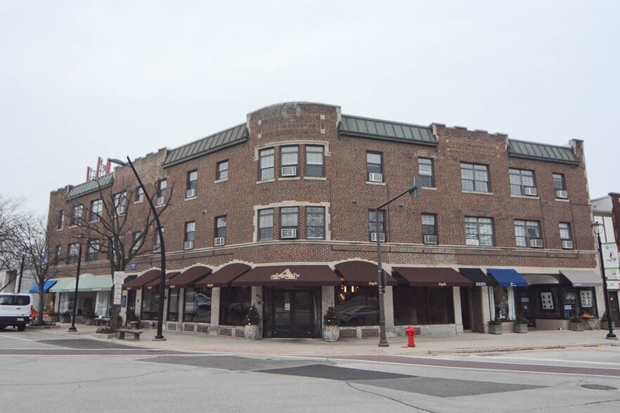 Building Photo - 727 Saint Johns Ave