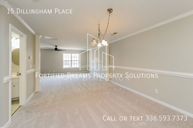 Building Photo - 15 Dillingham Pl