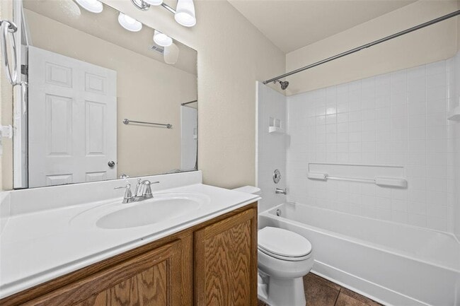 Building Photo - 11612 Timber Heights Dr