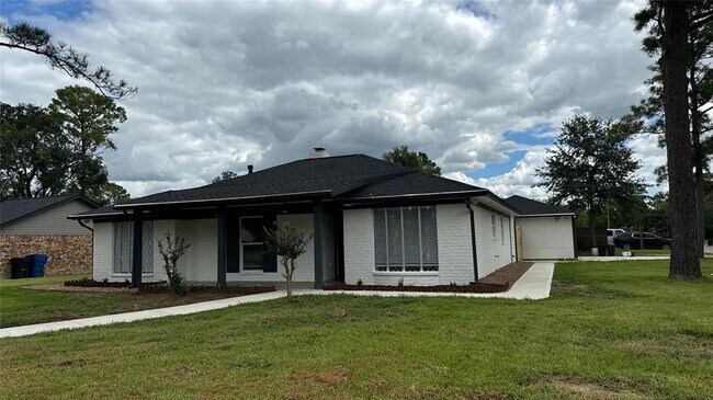 Building Photo - 136 Cherry Tree Ln