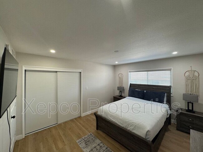 Building Photo - 66735 Buena Vista Ave