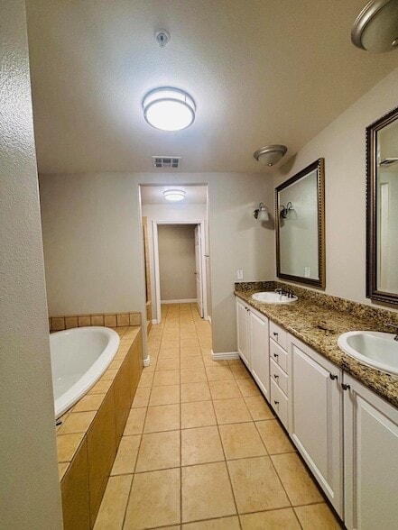 Building Photo - 45245 Seeley Dr