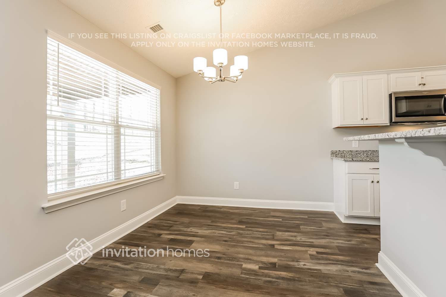 Building Photo - 273 Green Hills Dr
