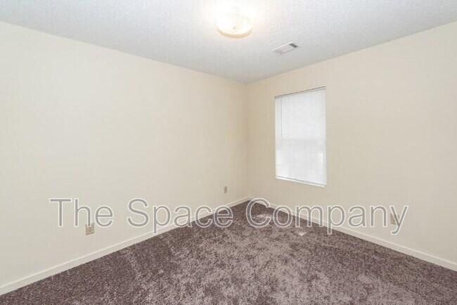 Building Photo - 2020 Coldspring Dr
