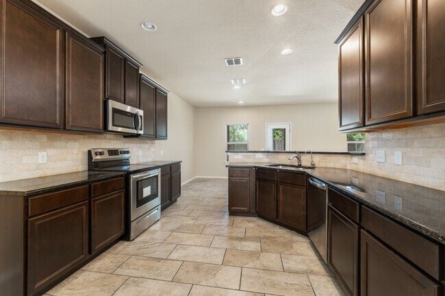 Building Photo - 8323 Prickly Oak